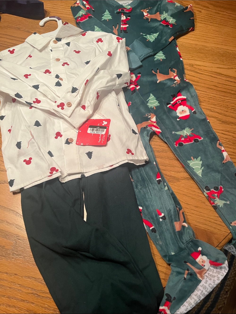 Disney White Button-Front Top with Dark Green Carters Holiday Pajamas 2T